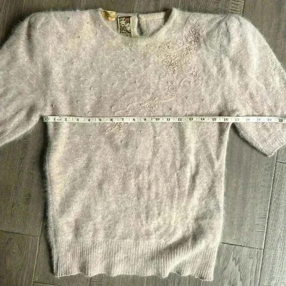 🔥ALISON H.🔥 | Vintage light pink angora rabbit hair short sleeve  sweater - Picture 9 of 12